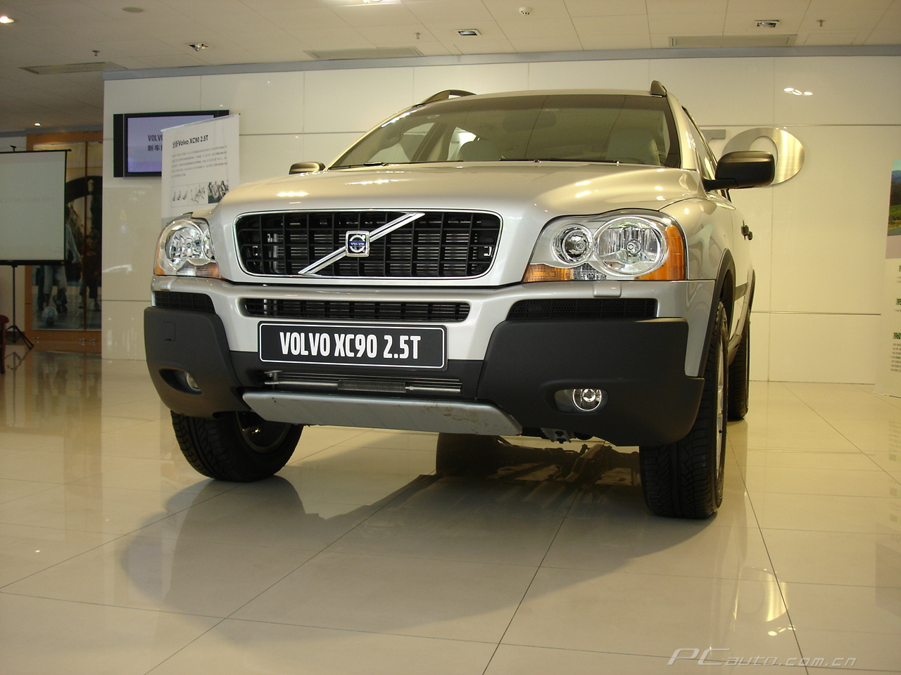 沃尔沃xc90车身外观高清图片 共316张,第94张 进口沃尔沃汽车图片高清图片