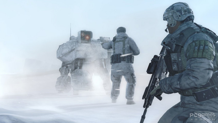 《幽灵行动4:未来战士》高新科技军事战术截图