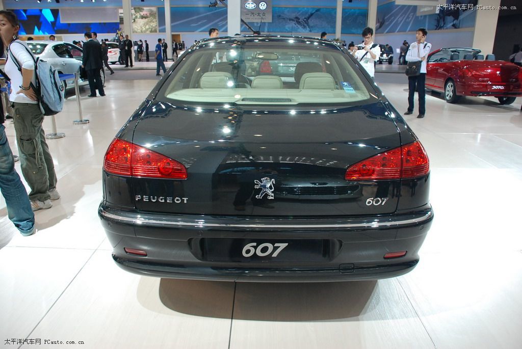 標(biāo)致607車(chē)展高清大圖
