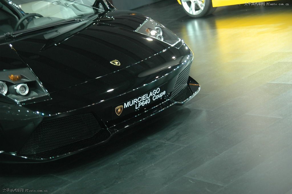 蝙蝠Murcielago車展高清大圖