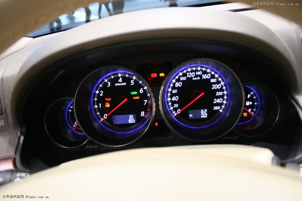 英菲尼迪M車(chē)展高清大圖